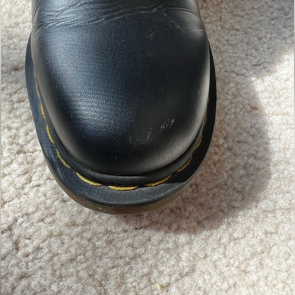 Dr. Martens Vegan 1460 Felix Boot (LIKE NEW) - Picture 5 of 8